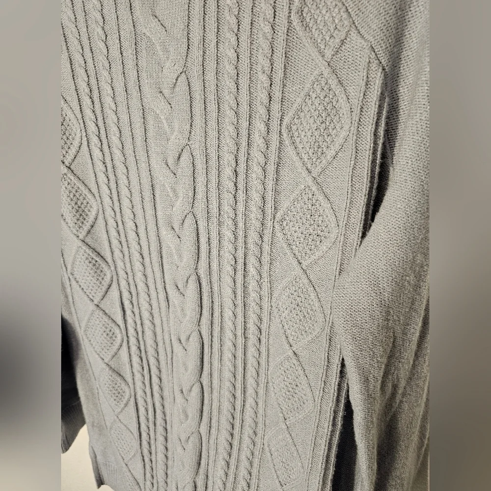 RD Style Light Blue Cable Knit Sweater Womens Size Medium NWOT